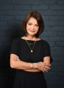 Hosszúalvó című versem (Világadapter kötet, Magvető Kiadó) a január 16-i Poetry Daily kiadásában